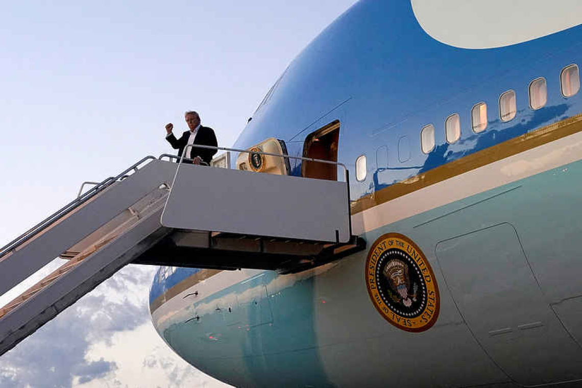 Trump plans to accept  luxury 747 from Qatar